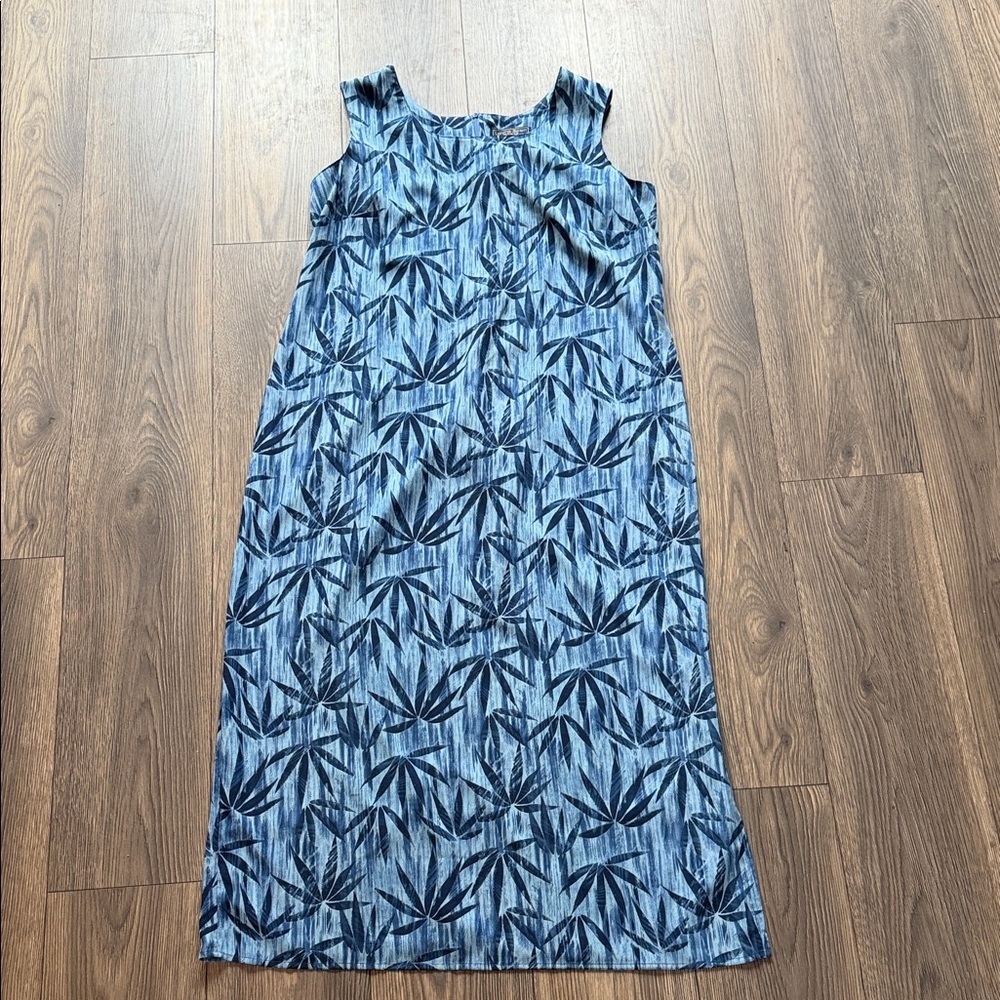 Laura Scott Blue Leaf-Print Sleeveless Maxi Dress
